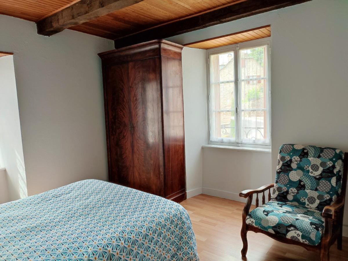 Maison de 3 chambres avec jardin clos et wifi a Florentin la Capelle Extérieur photo
