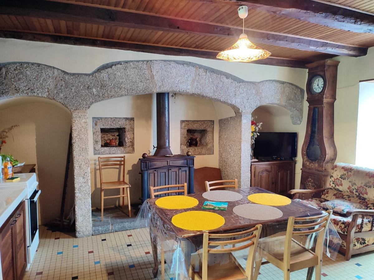 Maison de 3 chambres avec jardin clos et wifi a Florentin la Capelle Extérieur photo